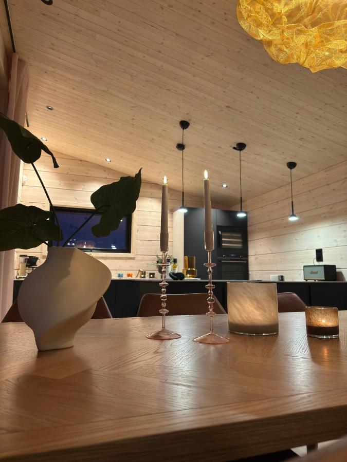 Ekkeroy Lodge - Arctic Living Вадсьо Екстер'єр фото